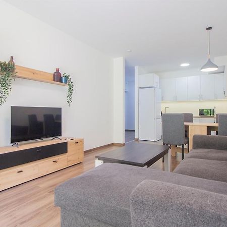 Corvin Modern Two Bedroom Apartment Free Parking بودابست المظهر الخارجي الصورة