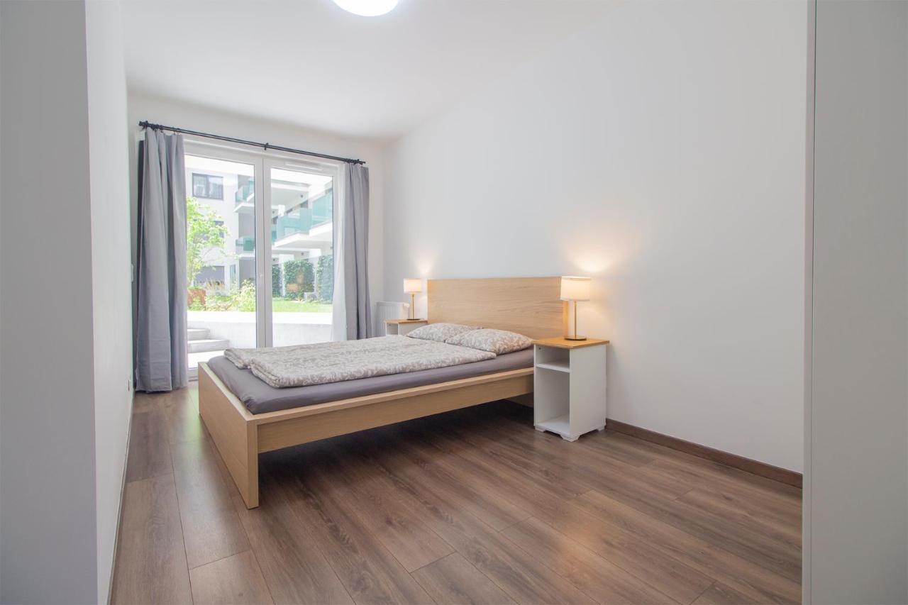 Corvin Modern Two Bedroom Apartment Free Parking بودابست المظهر الخارجي الصورة
