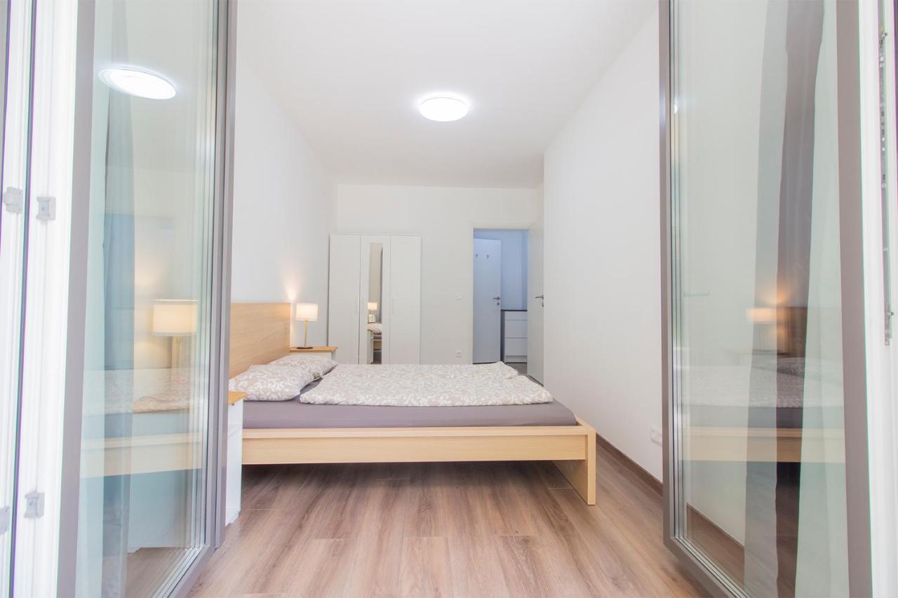 Corvin Modern Two Bedroom Apartment Free Parking بودابست المظهر الخارجي الصورة