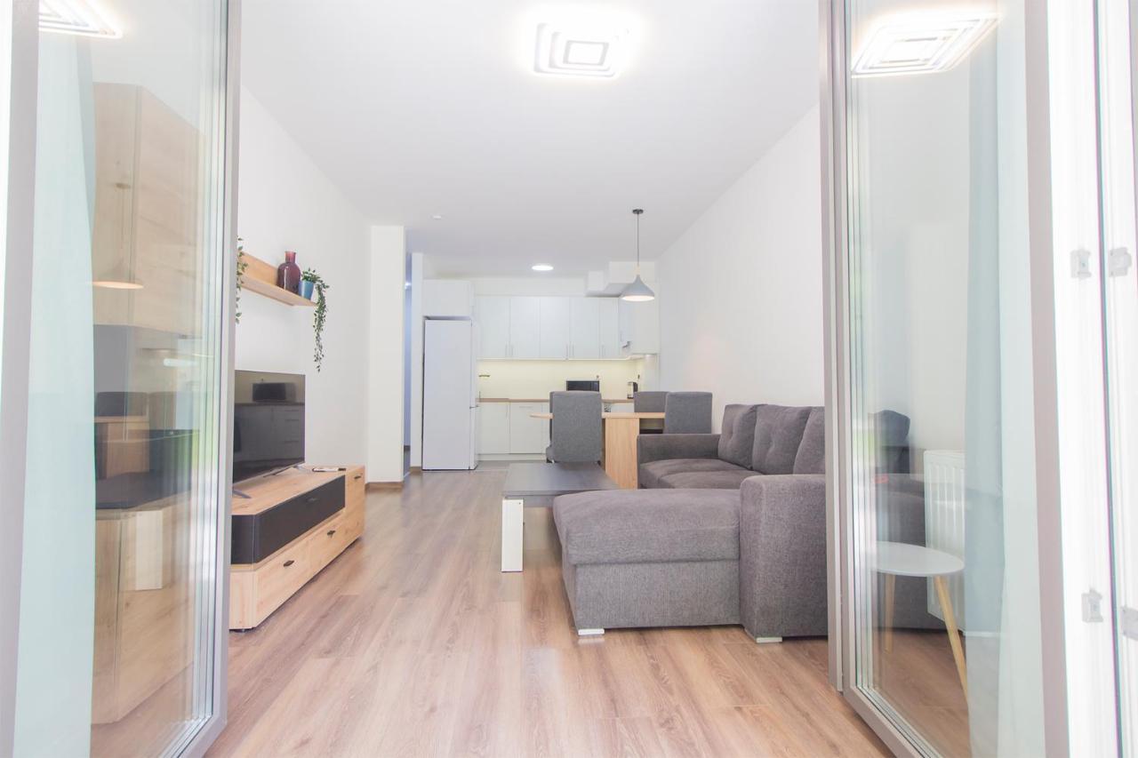 Corvin Modern Two Bedroom Apartment Free Parking بودابست المظهر الخارجي الصورة