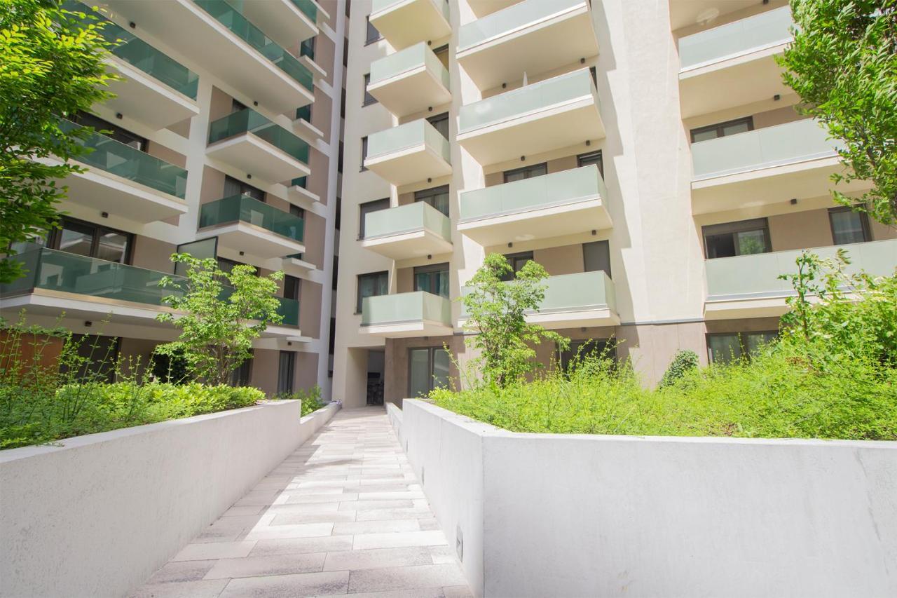 Corvin Modern Two Bedroom Apartment Free Parking بودابست المظهر الخارجي الصورة
