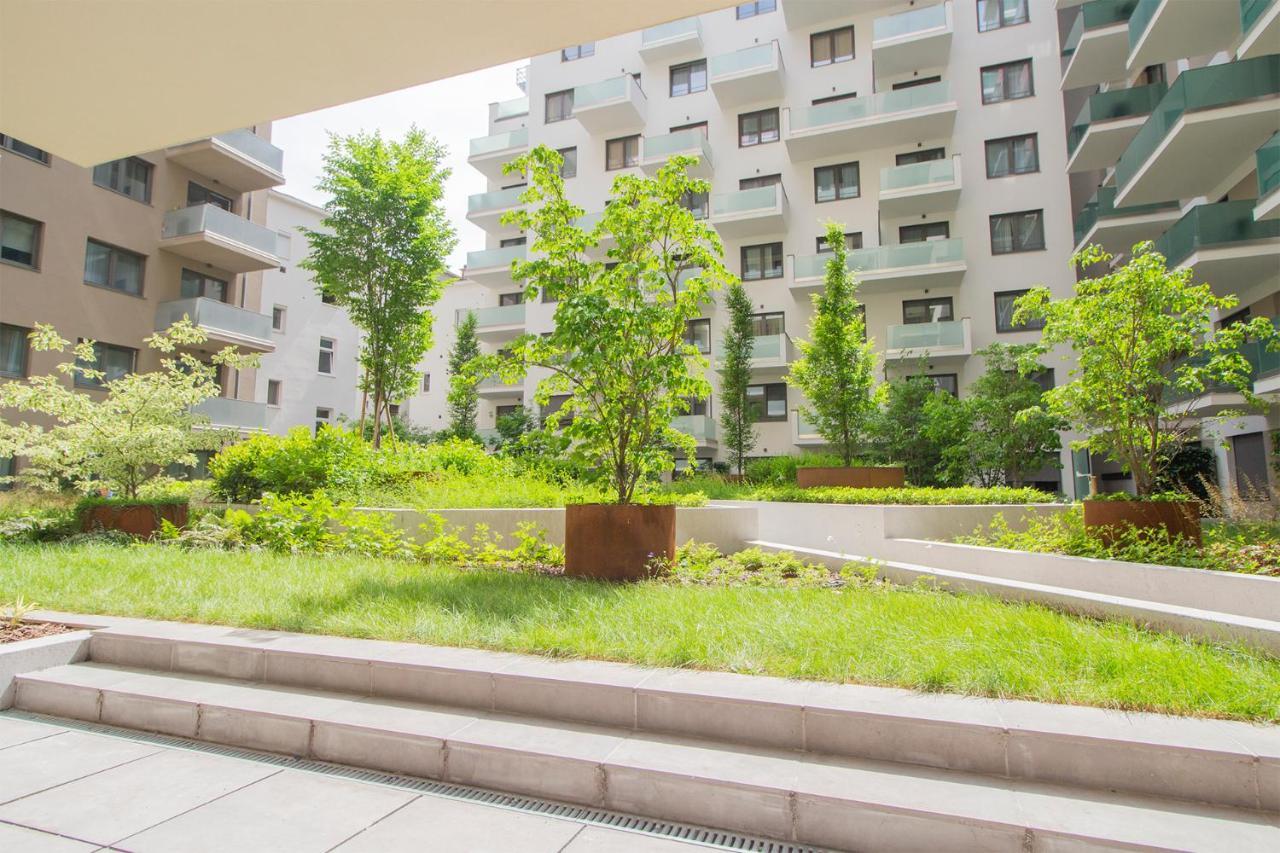 Corvin Modern Two Bedroom Apartment Free Parking بودابست المظهر الخارجي الصورة