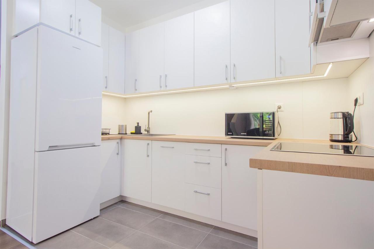 Corvin Modern Two Bedroom Apartment Free Parking بودابست المظهر الخارجي الصورة