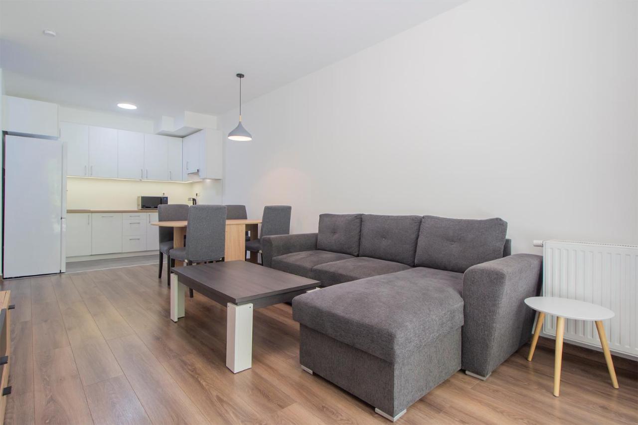 Corvin Modern Two Bedroom Apartment Free Parking بودابست المظهر الخارجي الصورة